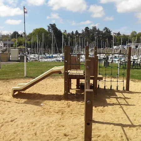 Gite De La Marina Dans La Presqu'Ile De Lezardrieux Exterior photo