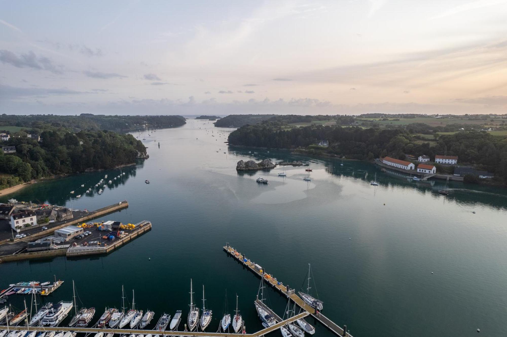 Appartement De La Marina Dans La Presqu'île De *